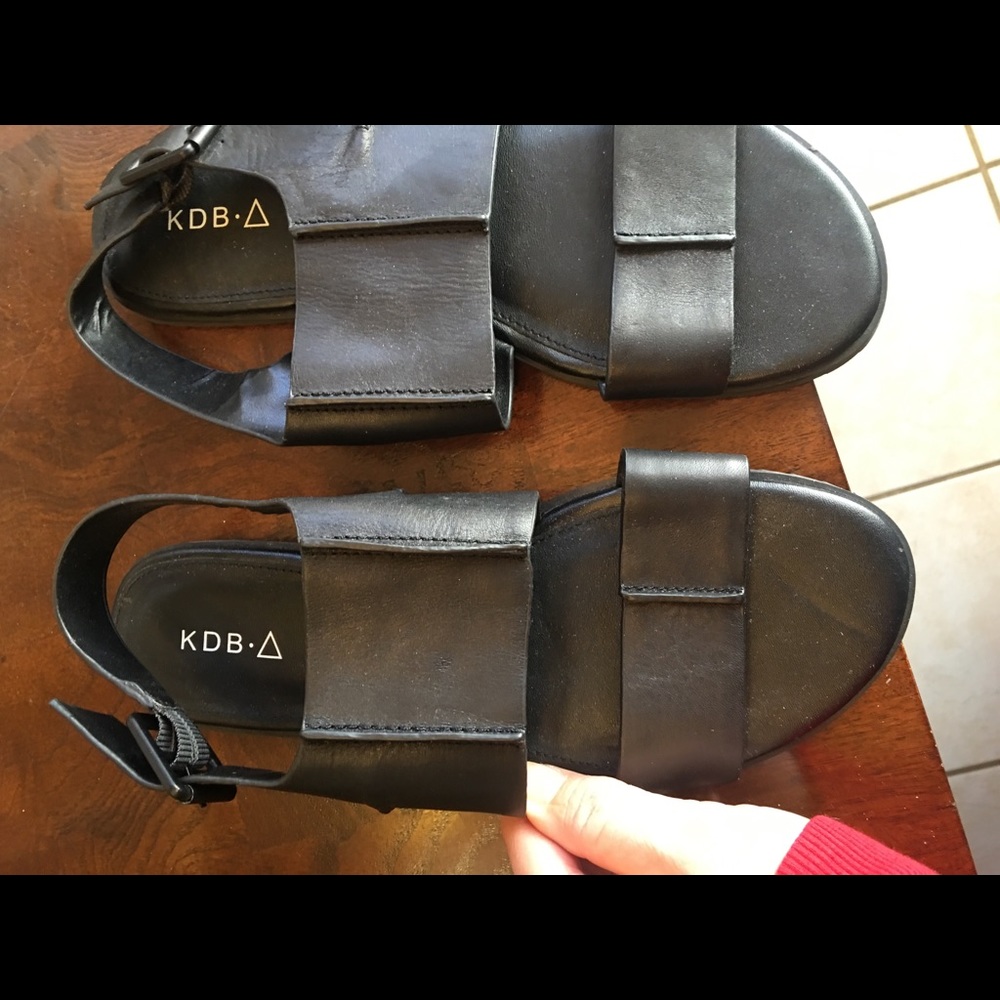 Leather upper black sandals sz.8